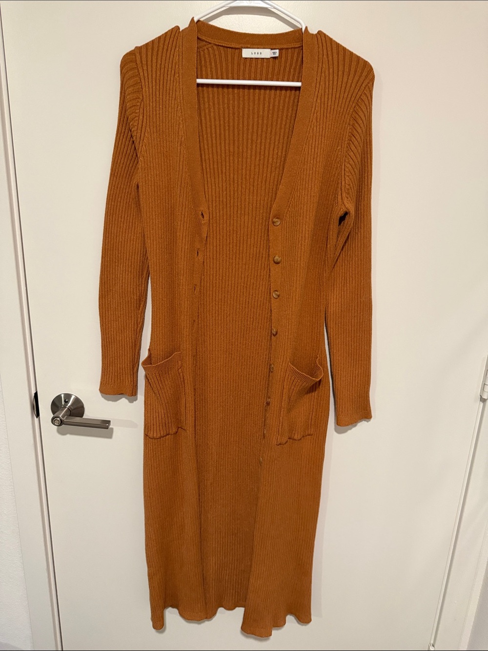 Lush Ribbed Button-Front Long Cardigan in Rust - Picture 2 of 4